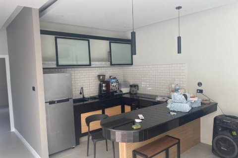 Villa in Wiang Sa, Thailand 4 bedrooms № 134737 - photo 8