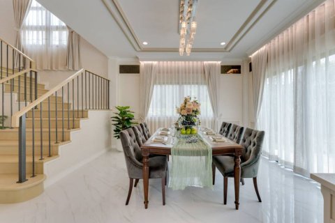 Villa in Hua Hin, Thailand 4 bedrooms № 176839 - photo 9