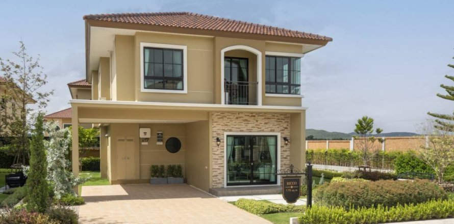 Villa in Hua Hin, Thailand 4 bedrooms № 176838