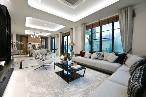 Villa in Hua Hin, Thailand 4 bedrooms № 176840 - photo 9