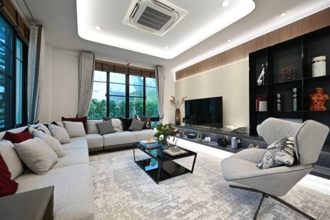 Villa in Hua Hin, Thailand 4 bedrooms № 176840 - photo 7