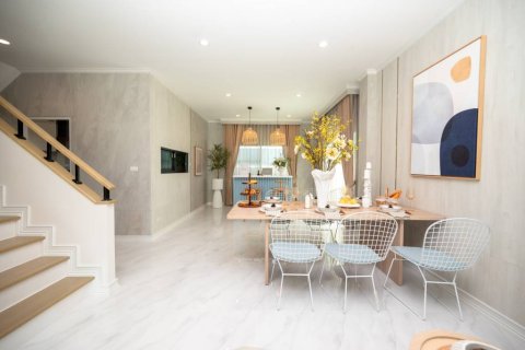 Villa in Hua Hin, Thailand 4 bedrooms № 176837 - photo 7