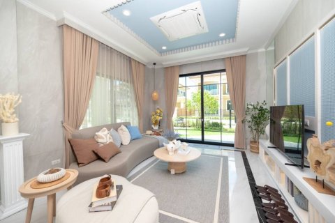 Villa in Hua Hin, Thailand 4 bedrooms № 176837 - photo 3