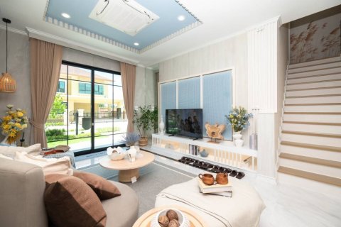 Villa in Hua Hin, Thailand 4 bedrooms № 176837 - photo 5