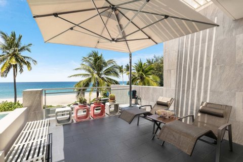 Кондоминиум с 3 спальнями в Пхукете, Таиланд № 154137 - фото 2