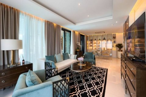 Villa in Pattaya, Thailand 4 bedrooms № 117059 - photo 2