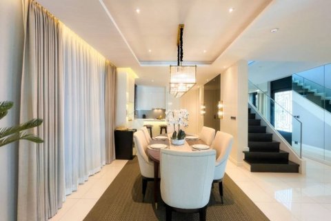 Villa in Pattaya, Thailand 4 bedrooms № 117059 - photo 10