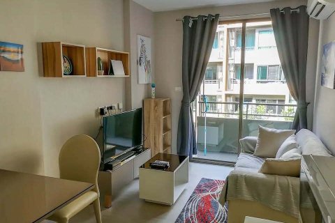 Studio dans le Condo à Din Daeng, Bangkok, Thaïlande  № 173128 - photo 3