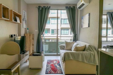 Studio dans le Condo à Din Daeng, Bangkok, Thaïlande  № 173128 - photo 2