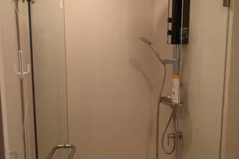 Studio dans le Condo à Din Daeng, Bangkok, Thaïlande  № 173128 - photo 8