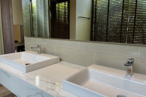Villa in Phuket, Thailand 4 bedrooms № 173126 - photo 22
