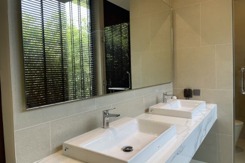 Villa in Phuket, Thailand 4 bedrooms № 173126 - photo 21