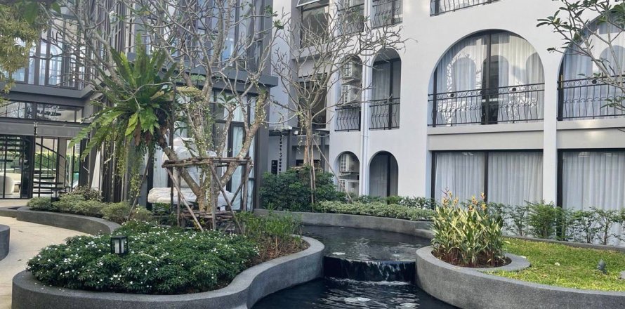 Studio in the Condo in Phuket, Thailand  № 173124