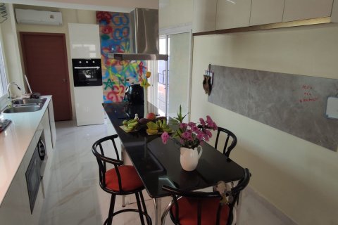 Villa à San Kamphaeng, Thaïlande 4 chambres № 136121 - photo 9