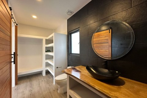 Вилла в Сураттхани, Таиланд с 3 спальнями  № 136179 - фото 13