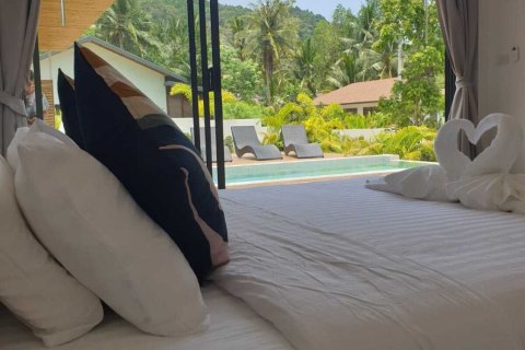 Вилла в Сураттхани, Таиланд с 3 спальнями  № 136179 - фото 4