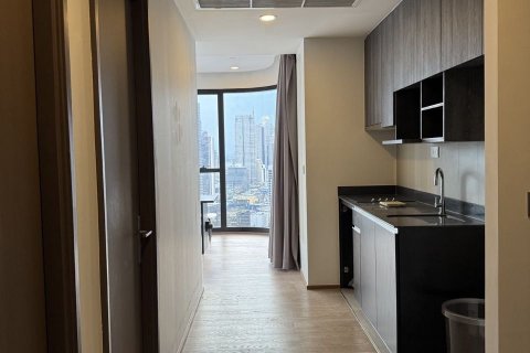 Кондоминиум с 2 спальнями в Банг Раке, Бангкок, Таиланд № 136180 - фото 6