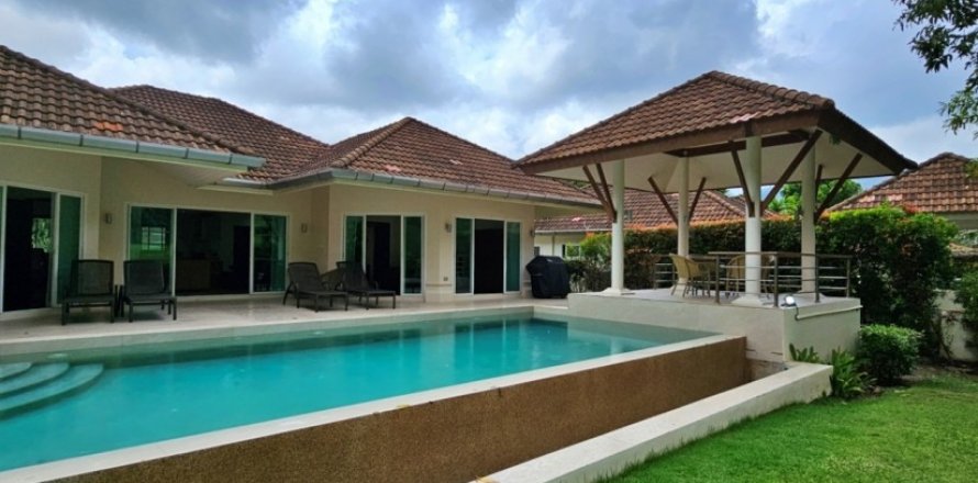 Studio in Kathu, Thailand № 118842