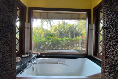 House in Chiang Mai, Thailand 6 bedrooms № 120140 - photo 15