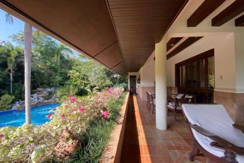 House in Chiang Mai, Thailand 6 bedrooms № 120140 - photo 22