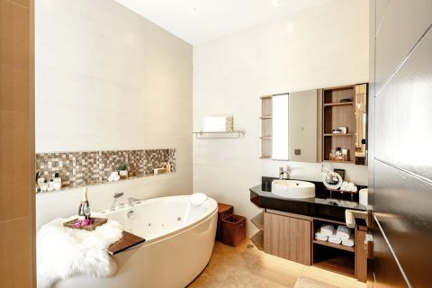 House in Chiang Mai, Thailand 5 bedrooms № 120142 - photo 22