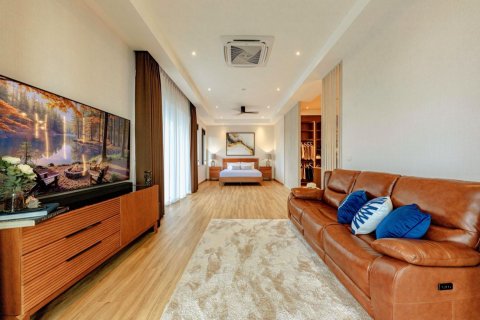 House in Chiang Mai, Thailand 5 bedrooms № 120142 - photo 18