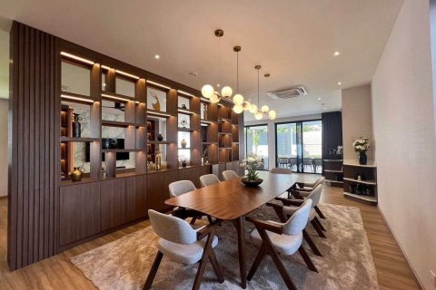 House in Chiang Mai, Thailand 5 bedrooms № 120142 - photo 8