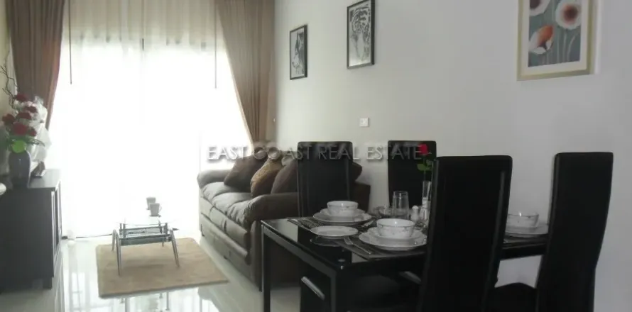 Condominio de 2 dormitorios en Pattaya, Tailandia № 212786
