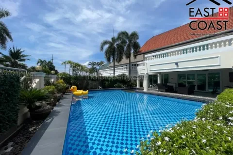 Casa de 3 dormitorios en Pattaya, Tailandia № 212782 - foto 3