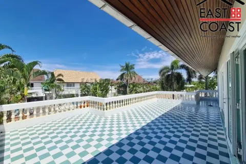 Casa de 3 dormitorios en Pattaya, Tailandia № 212782 - foto 18