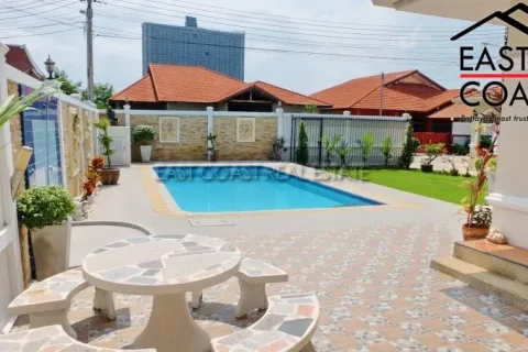 Casa de 3 dormitorios en Pattaya, Tailandia № 212783 - foto 30