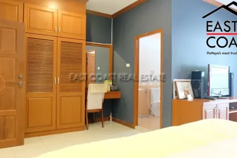 Casa de 3 dormitorios en Pattaya, Tailandia № 212783 - foto 18