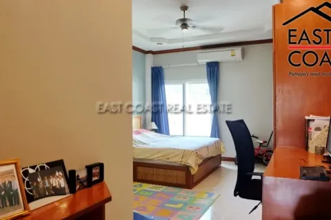 Casa de 3 dormitorios en Pattaya, Tailandia № 212783 - foto 13