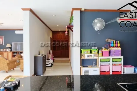 Casa de 3 dormitorios en Pattaya, Tailandia № 212783 - foto 12