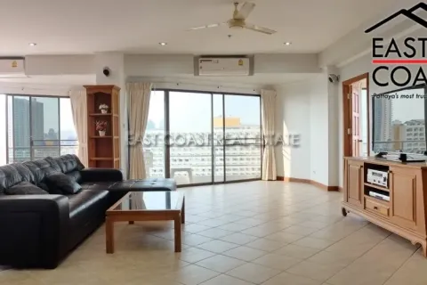 Condominio de 3 dormitorios en Jomtien Beach, Pattaya, Tailandia № 212780 - foto 5