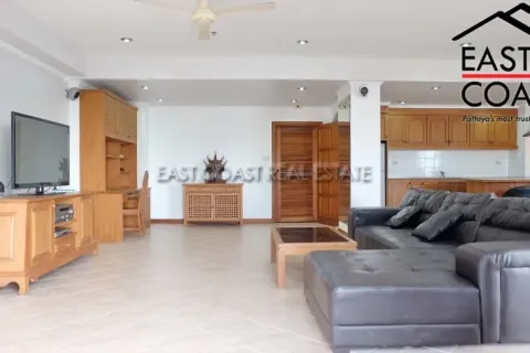 Condominio de 3 dormitorios en Jomtien Beach, Pattaya, Tailandia № 212780 - foto 7