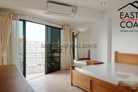 Condominio de 3 dormitorios en Jomtien Beach, Pattaya, Tailandia № 212780 - foto 16