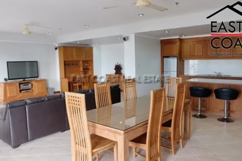 Condominio de 3 dormitorios en Jomtien Beach, Pattaya, Tailandia № 212780 - foto 8