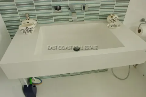 Condominio de 3 dormitorios en Pattaya, Tailandia № 212781 - foto 17