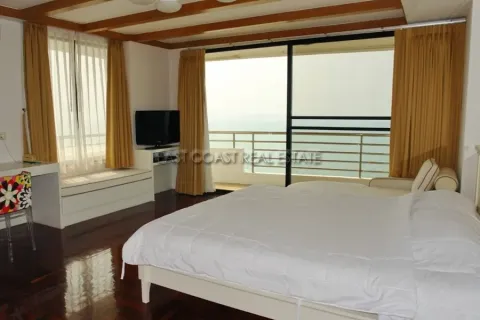Condominio de 3 dormitorios en Pattaya, Tailandia № 212781 - foto 13
