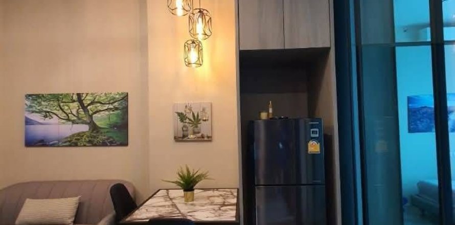 Studio in the Condo in Bang Kapi, Bangkok, Thailand  № 156945