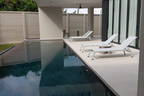 Villa in Phuket, Thailand 4 bedrooms № 156944 - photo 17