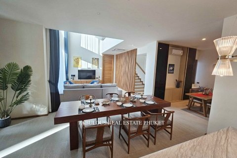 Villa in Bang Tao, Thailand 4 bedrooms № 179680
