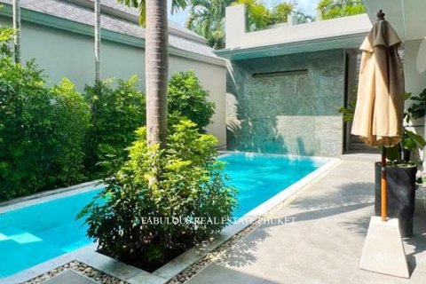 Villa in Bang Tao, Thailand 2 bedrooms № 179679 - photo 13