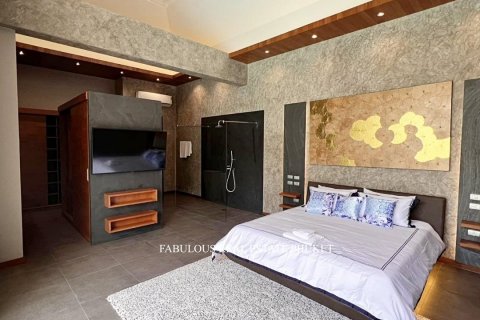 Villa in Bang Tao, Thailand 2 bedrooms № 179679 - photo 2