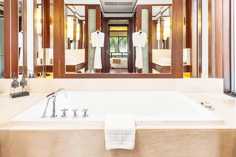 Apartment in Kamala, Thailand 2 bedrooms № 179681 - photo 3