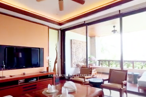 Apartment in Kamala, Thailand 2 bedrooms № 179681 - photo 2
