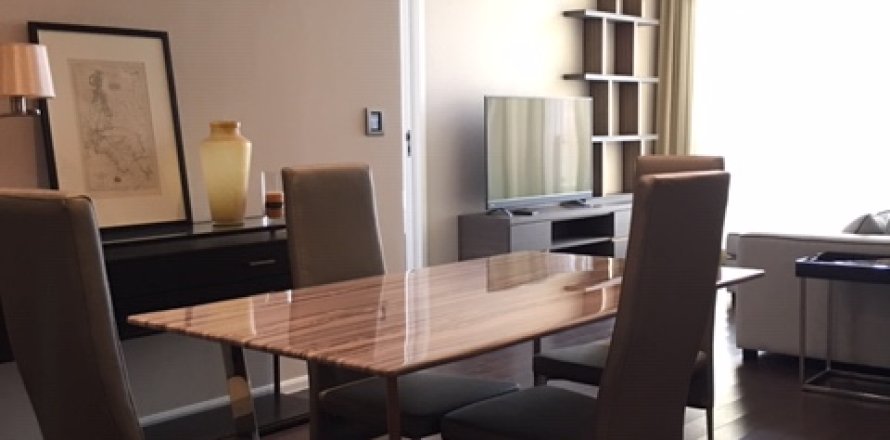 Condo à Watthana, Bangkok, Thaïlande, 2 chambres № 200562