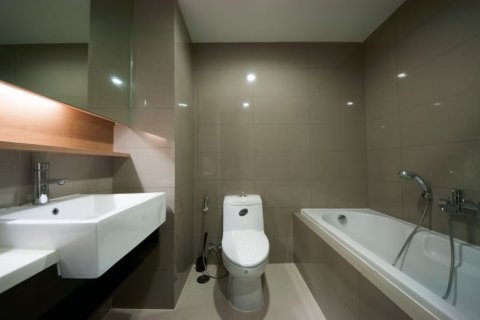 Condo à Watthana, Bangkok, Thaïlande, 1 chambre № 200565 - photo 4