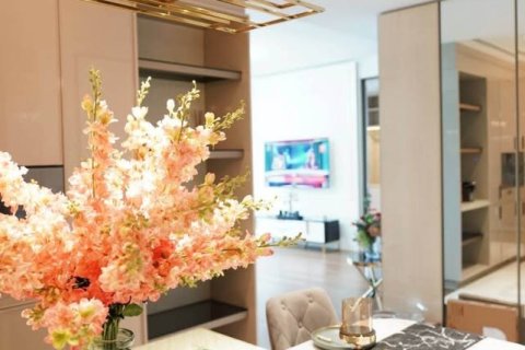 Condo in Watthana, Bangkok, Thailand, 2 bedrooms № 181291 - photo 2